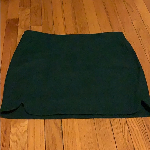J. Crew Dresses & Skirts - Woman’s Jcrew hunter green wool skirt, size 14.